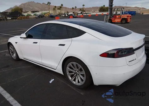 2016 Tesla Model S 60D/70D/75D/85D/90D z USA, uszkodzony, nr VIN 5YJSA1E22GF149608